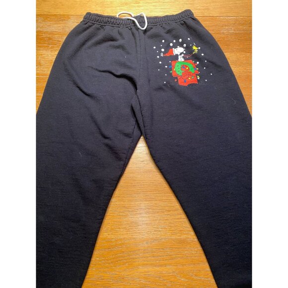 Snoopy Christmas Pajama Pants - Picture 1 of 3